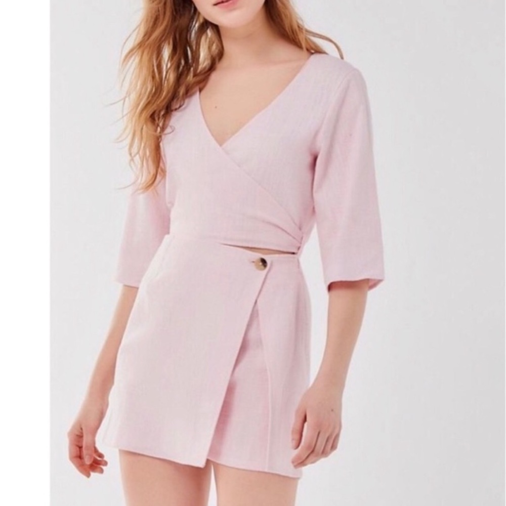 Urban Outfitters Molly surplice front slit skort romper size 2